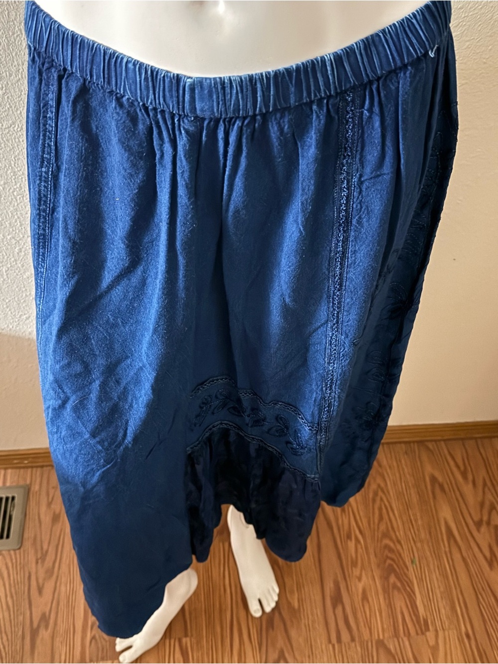 Studio West Navy Blue Elastic Waist Sleep Skirt with Embroidered Detail